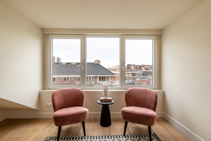 Photo 17 of Lekstraat 82-4B