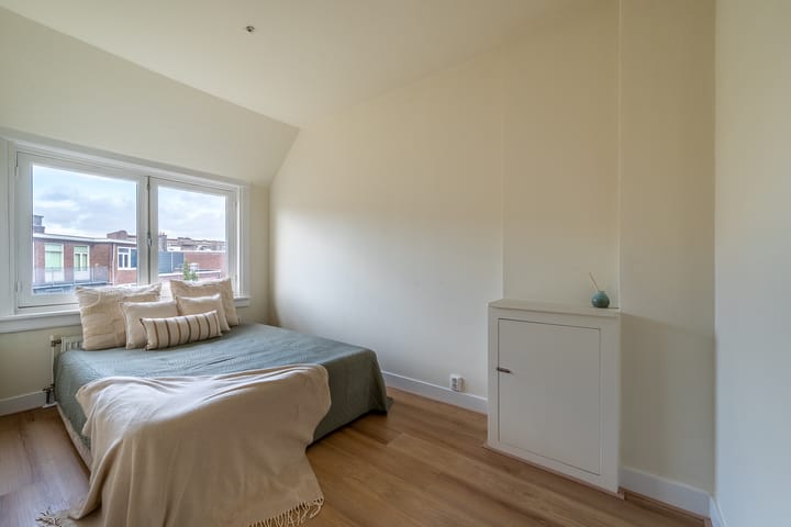 Photo 19 of Lekstraat 82-4B