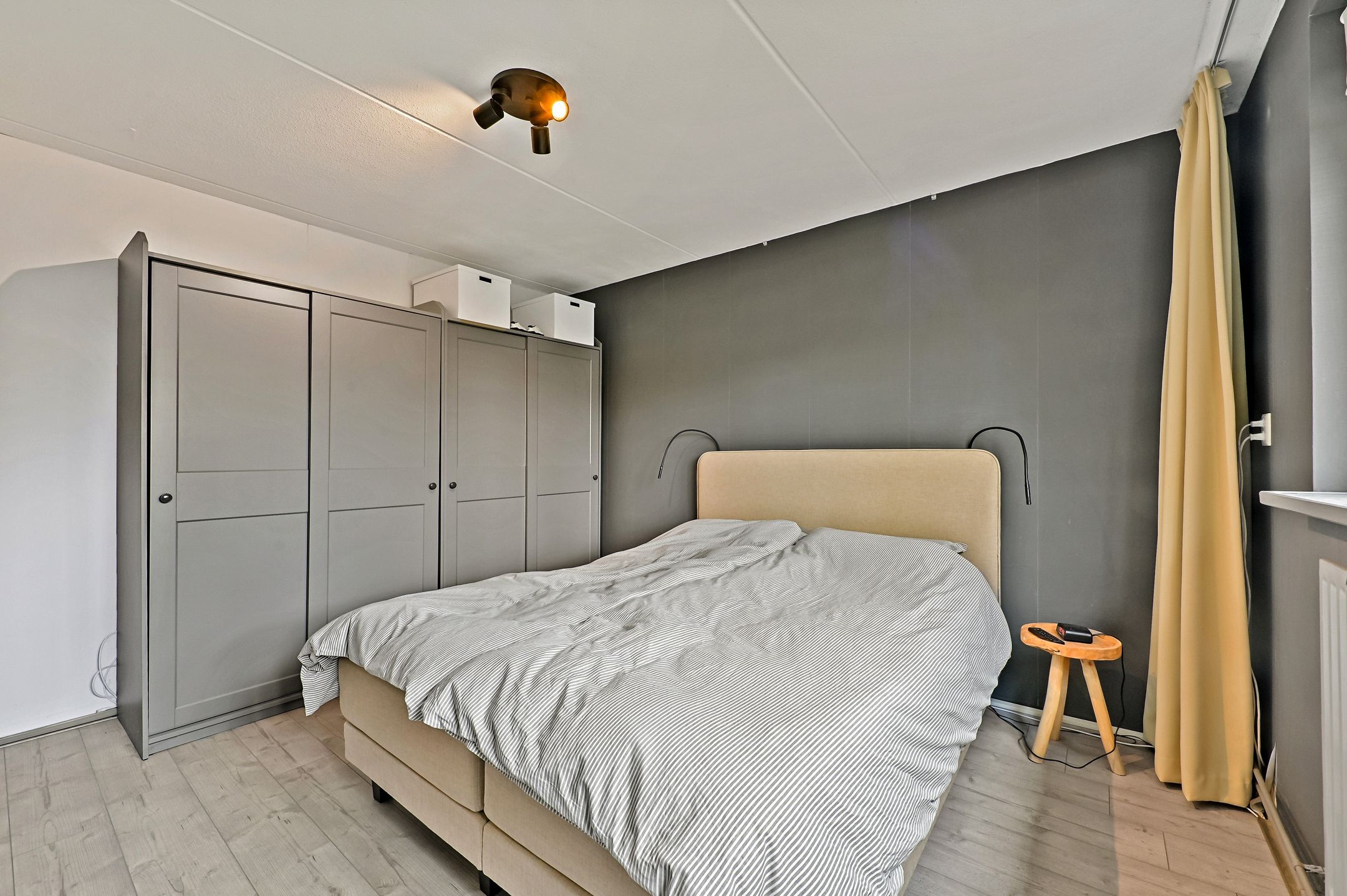 Photo 21 of Elsbes 45