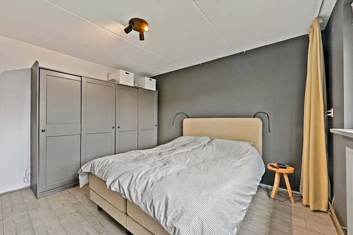 Photo 21 of Elsbes 45