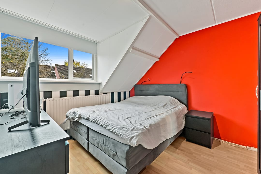 Photo 22 of Elsbes 45