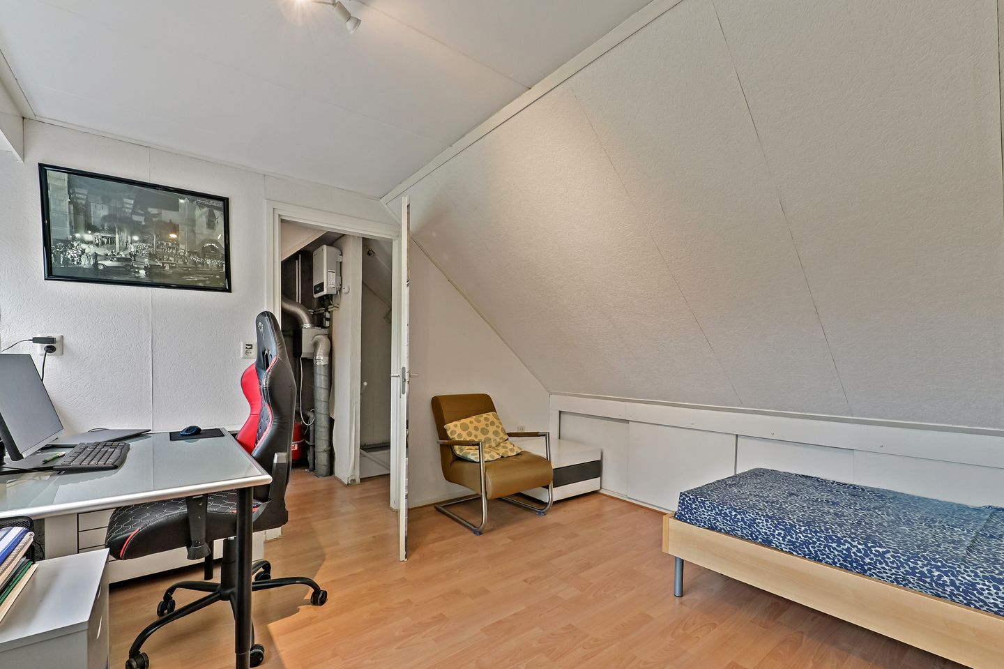 Photo 35 of Elsbes 45