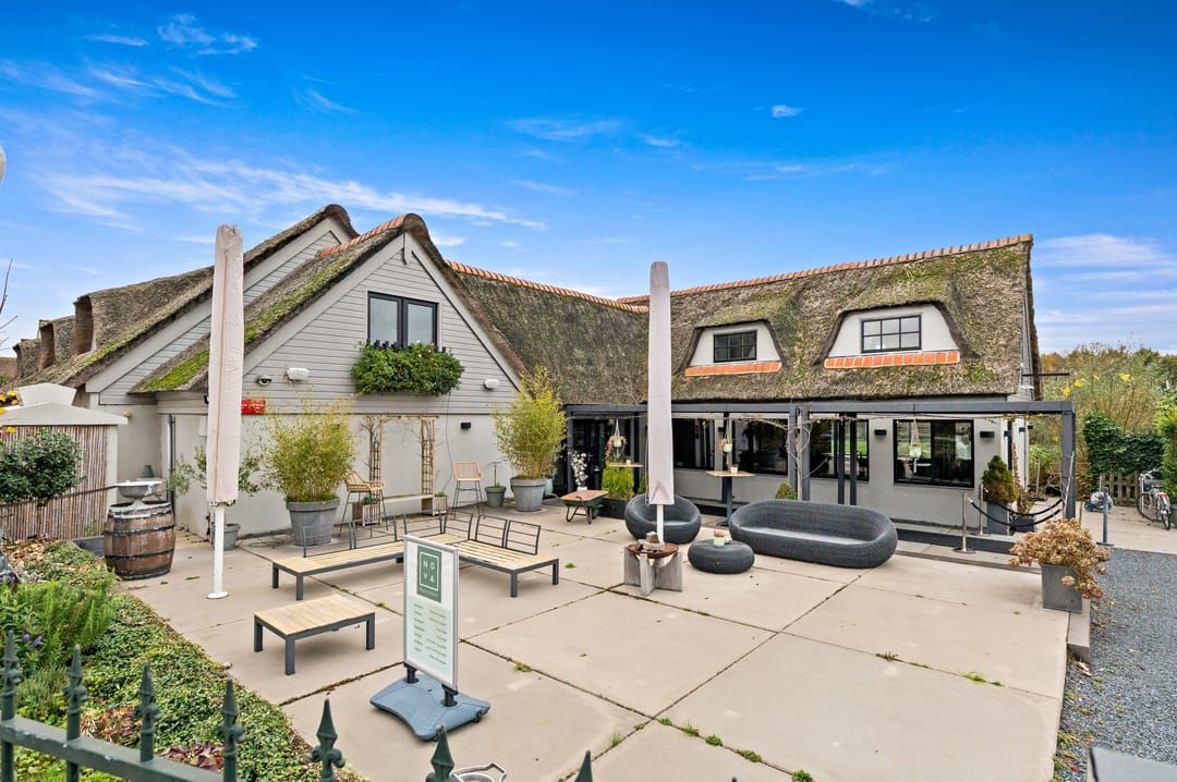 Photo 41 of Elsbes 45