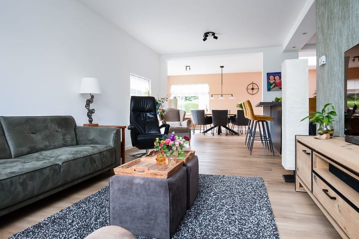 Foto 2 van Leeghwaterstraat 105