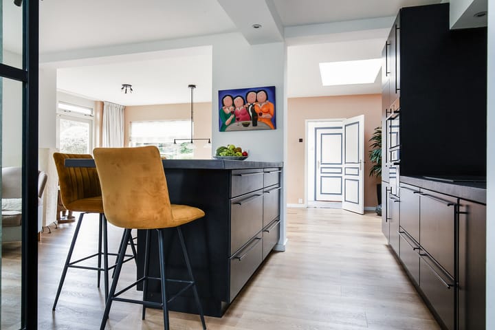 Foto 3 van Leeghwaterstraat 105