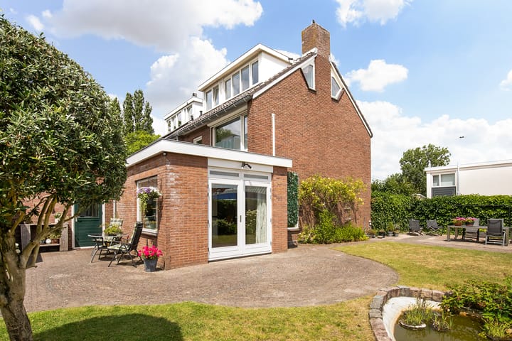 Foto 42 van Leeghwaterstraat 105