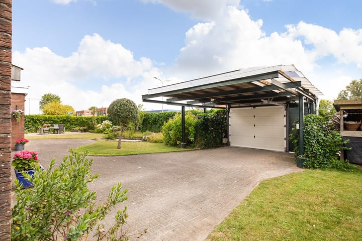 Foto 45 van Leeghwaterstraat 105