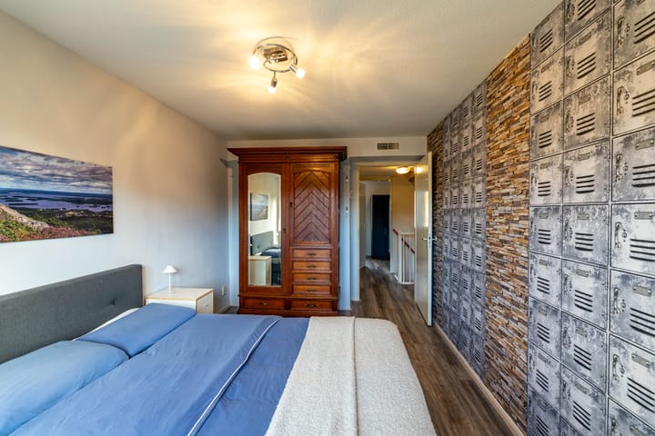 Photo 32 of Meerval 10