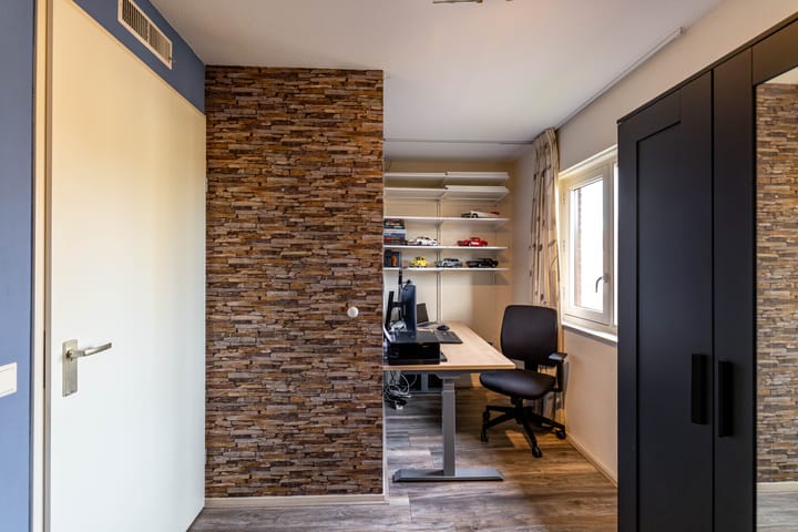 Photo 33 of Meerval 10