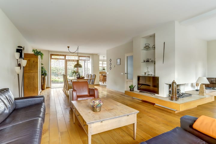 Photo 2 of Pieter de Hooghstraat 4