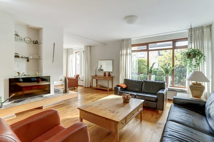 Photo 5 of Pieter de Hooghstraat 4