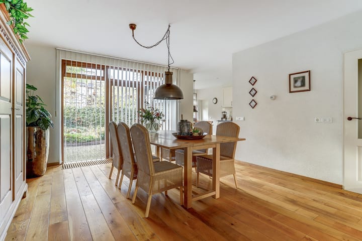 Photo 10 of Pieter de Hooghstraat 4