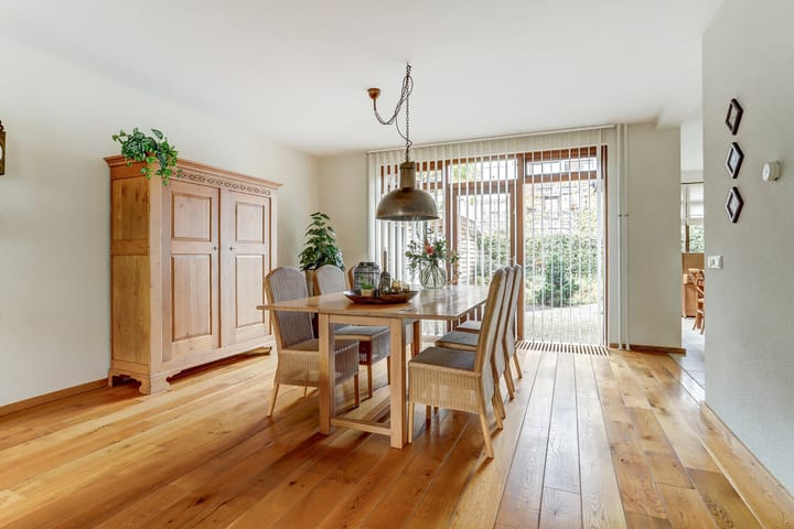 Photo 11 of Pieter de Hooghstraat 4