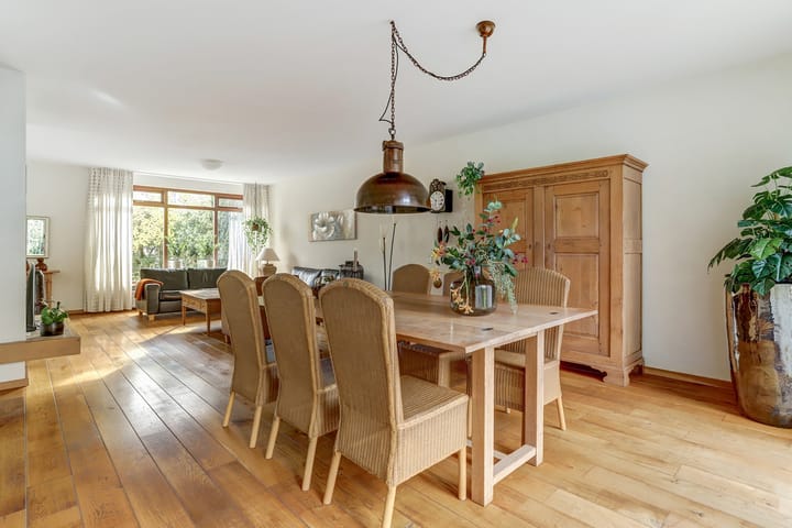 Photo 12 of Pieter de Hooghstraat 4