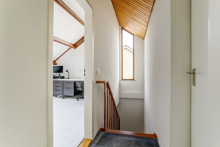 Photo 36 of Pieter de Hooghstraat 4