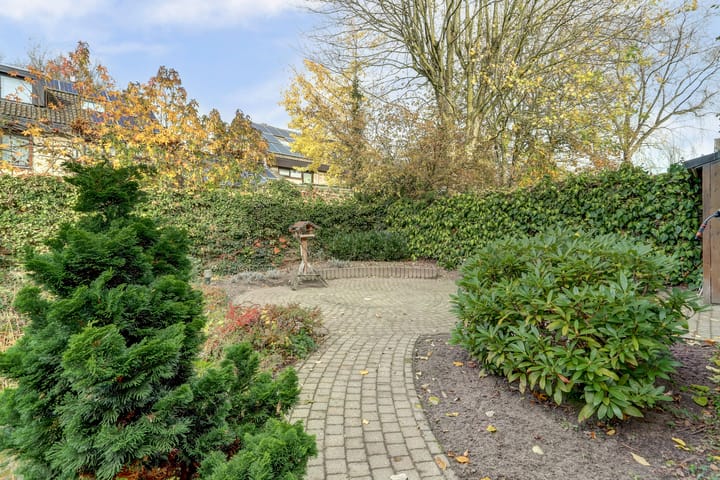 Photo 42 of Pieter de Hooghstraat 4