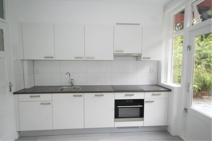 Photo 6 of Orteliuskade 8-H