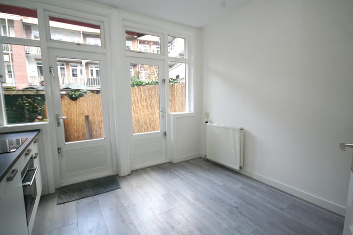 Photo 7 of Orteliuskade 8-H