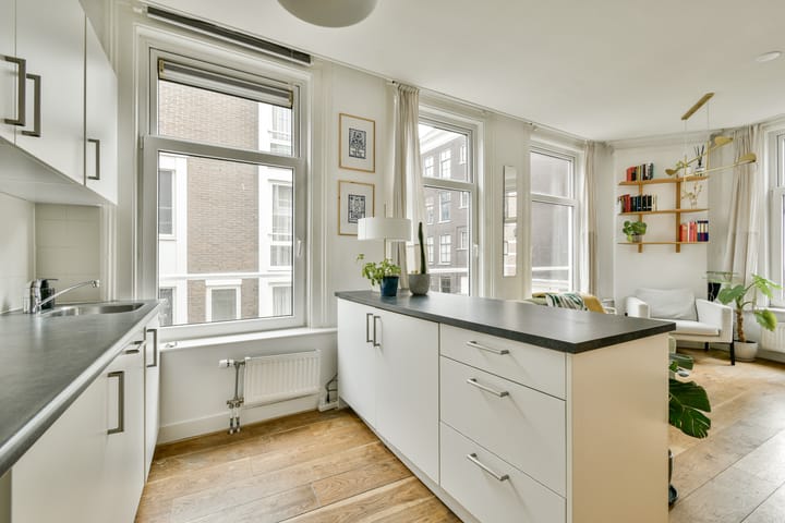 Photo 7 of Rapenburg 16-1