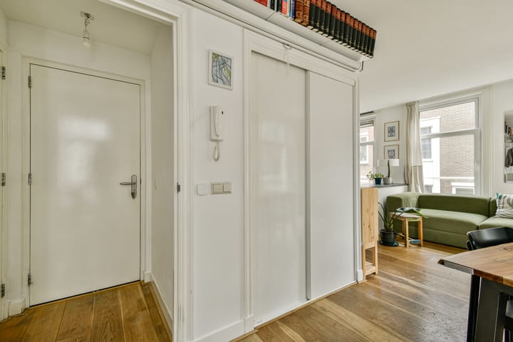 Photo 10 of Rapenburg 16-1