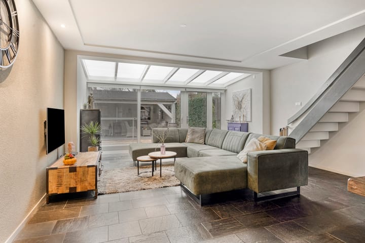 Foto 12 van De Beukums 17