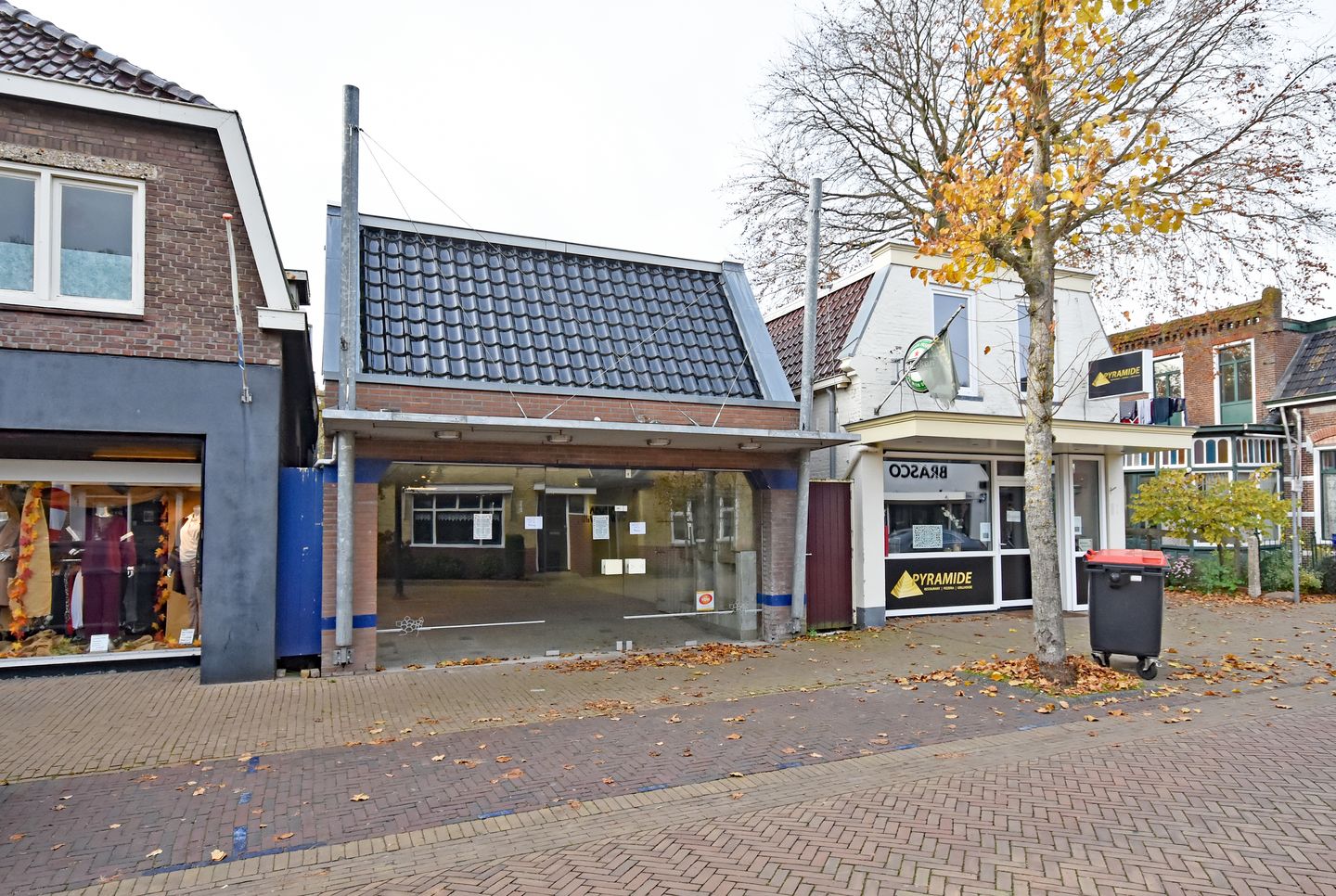 View photo 2 of Lageweg 8