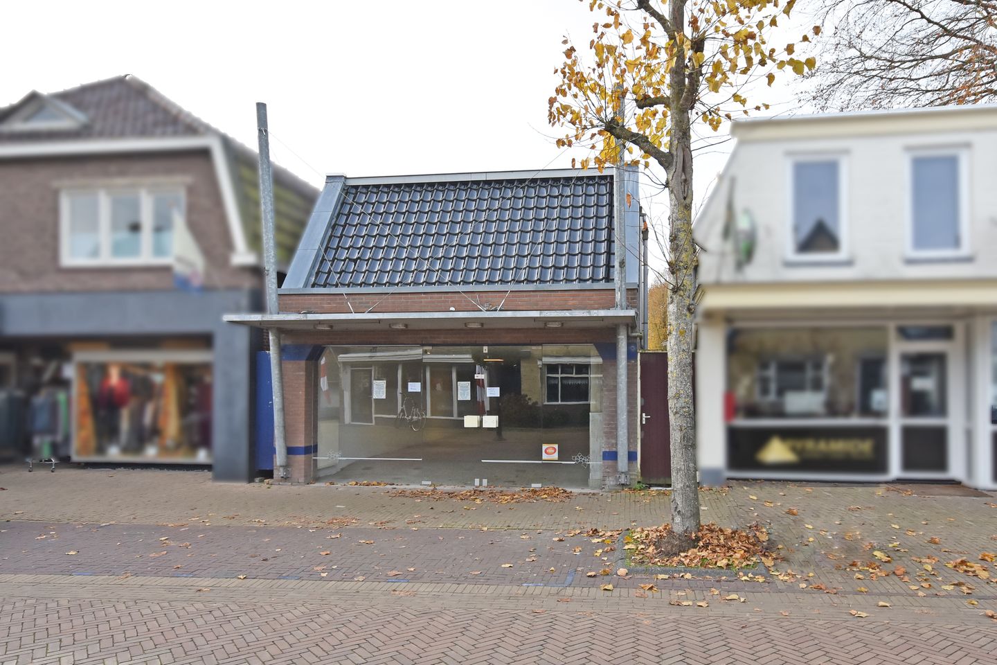 View photo 1 of Lageweg 8