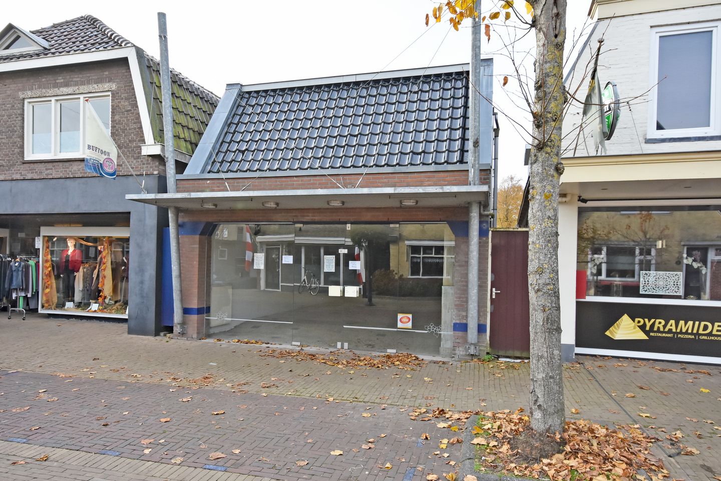 View photo 4 of Lageweg 8