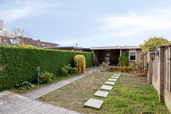 Photo 4 of Distellaar 37