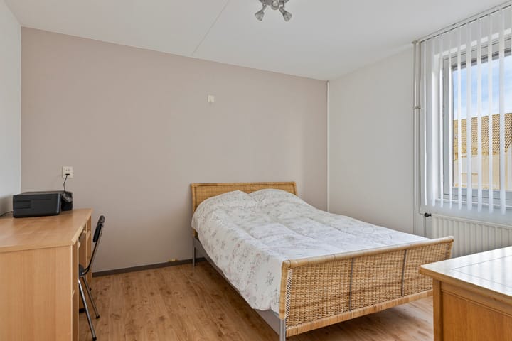 Photo 22 of Distellaar 37