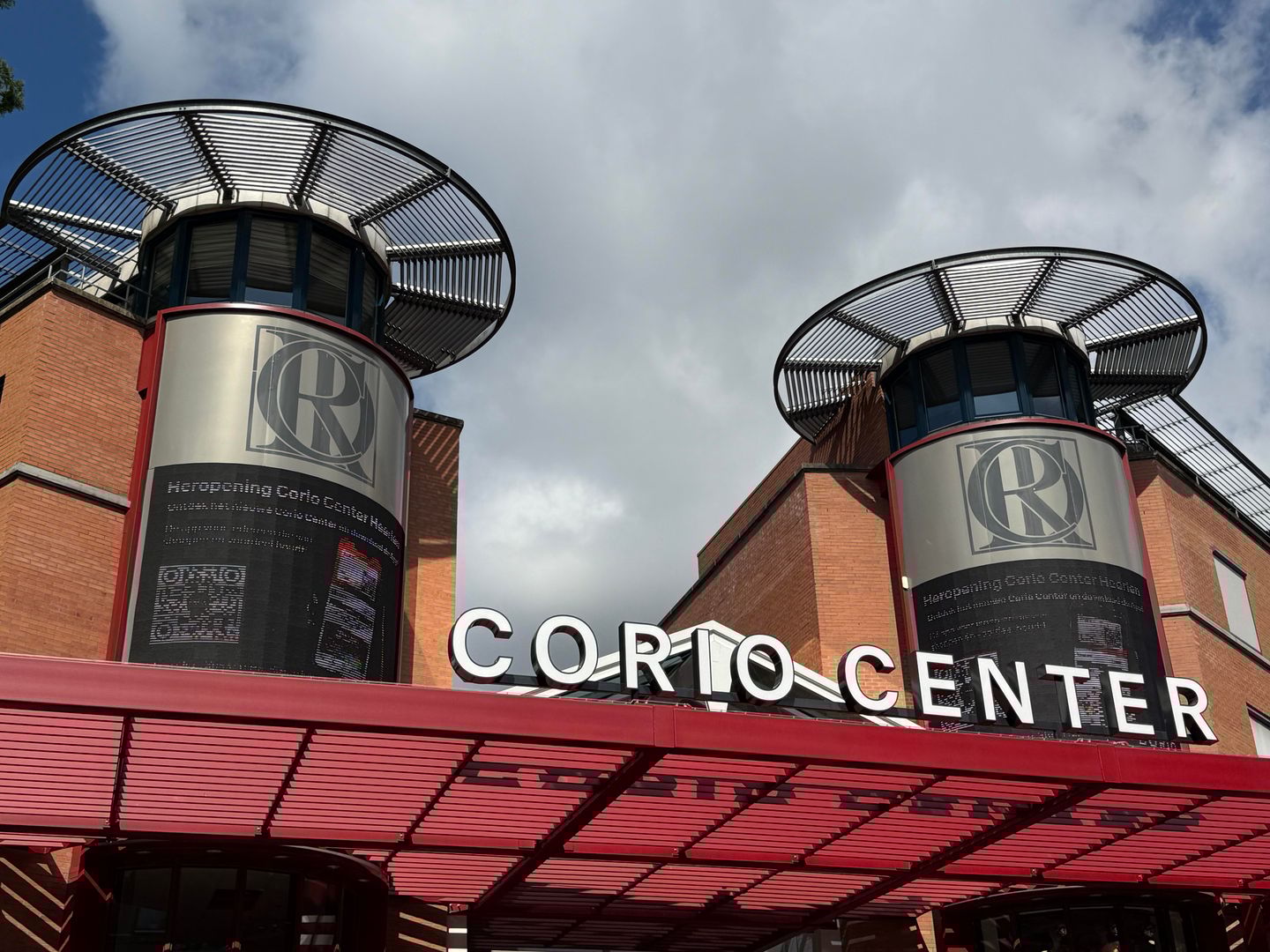 View photo 4 of Corio Center