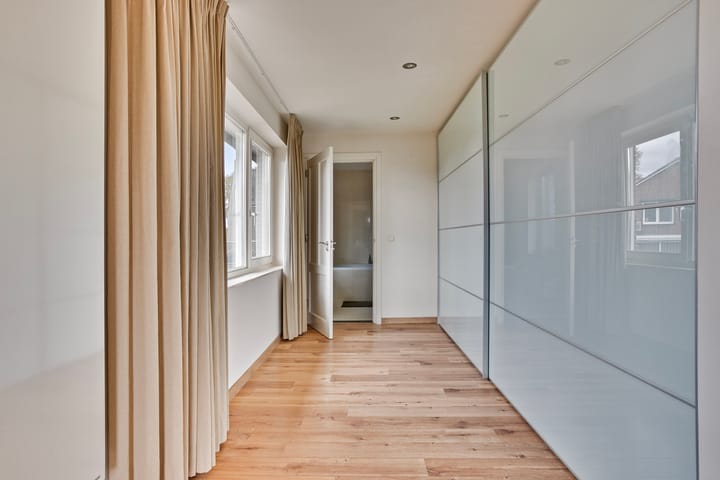 Photo 33 of de Weem 15