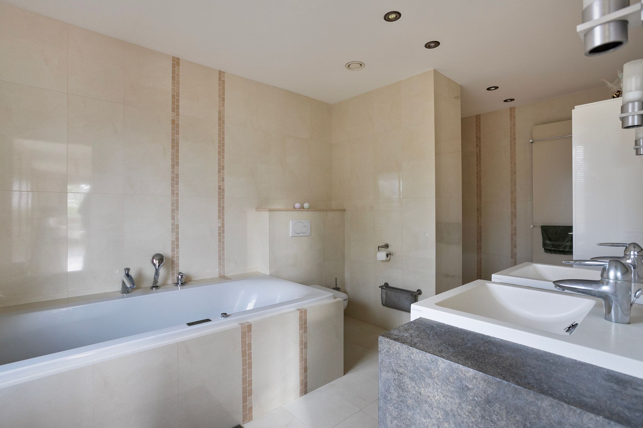 Foto 36 van de Weem 15