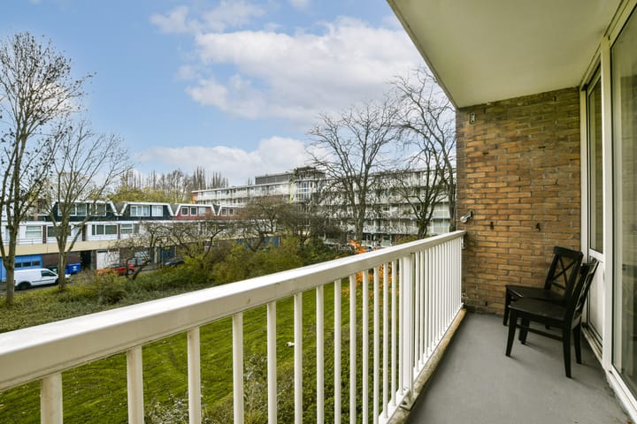 Photo 12 of Franciscus van Assisiëlaan 35