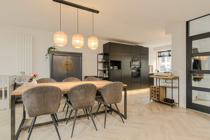 Photo 19 of Saturnusstraat 12