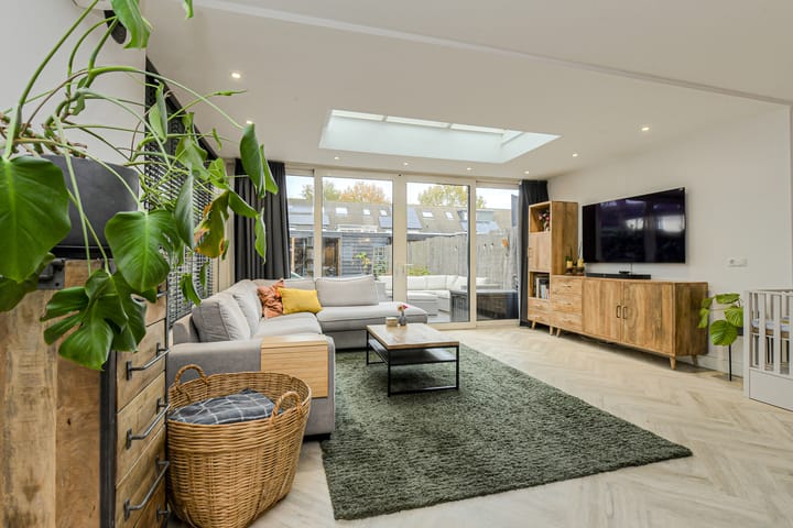 Photo 26 of Saturnusstraat 12