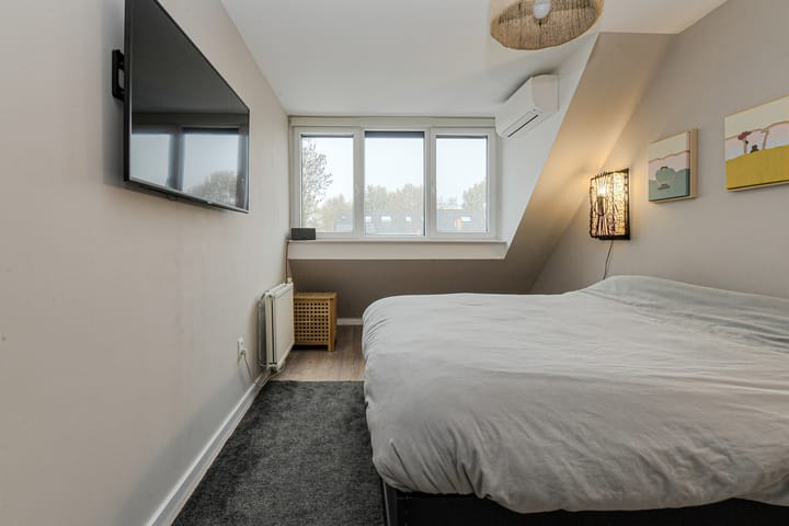 Photo 29 of Saturnusstraat 12