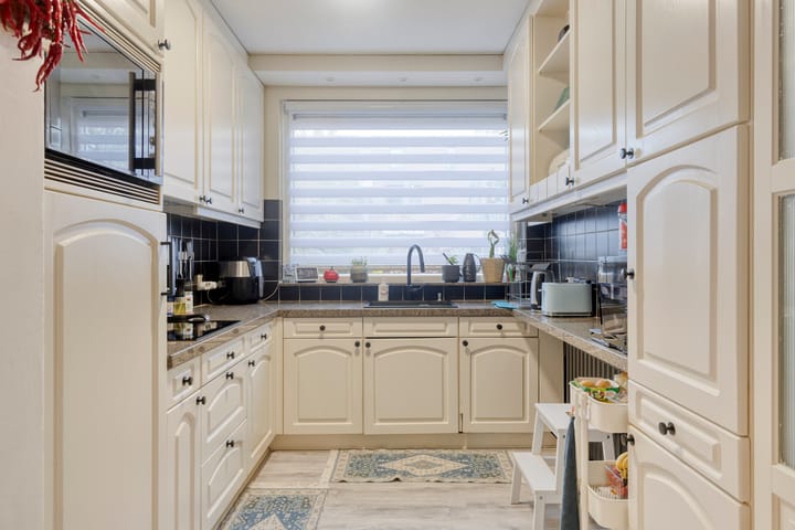 Photo 15 of Jan van Vlissingenhof 26