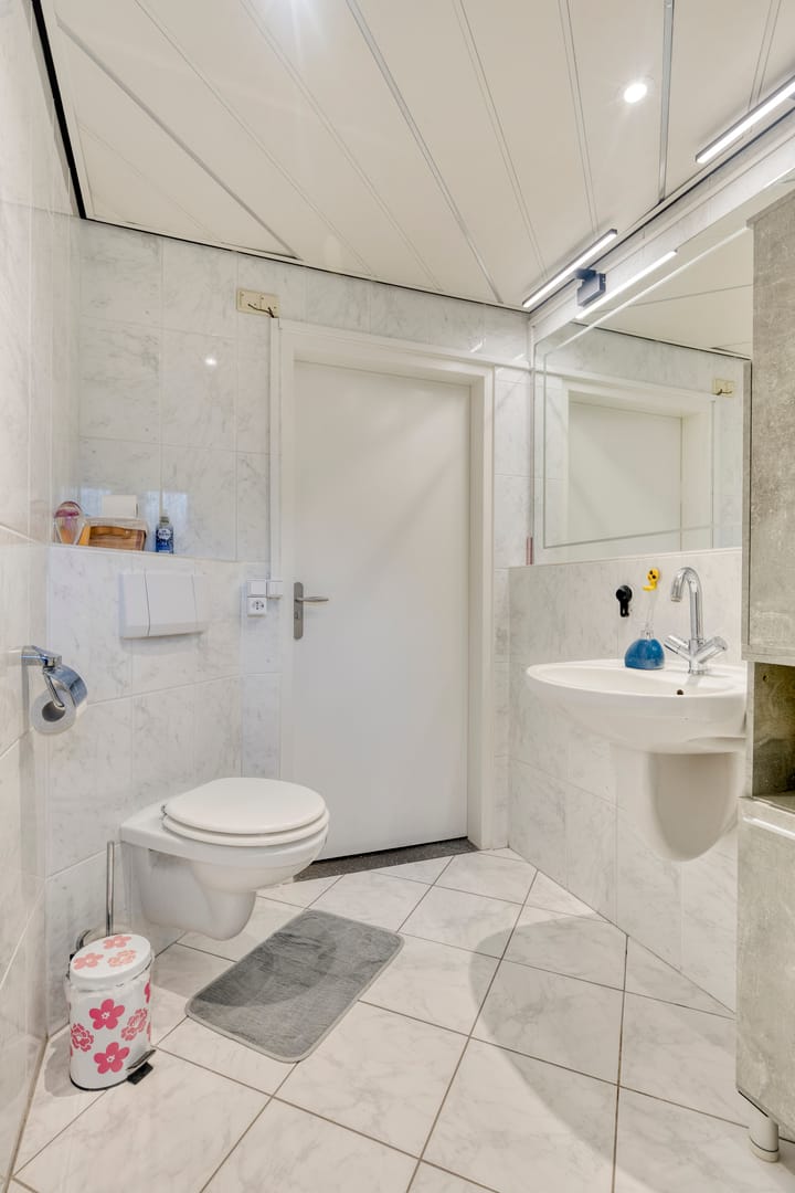 Photo 23 of Jan van Vlissingenhof 26