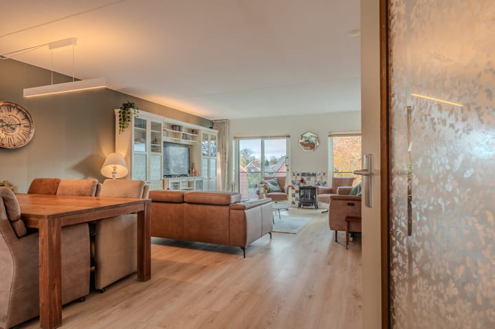 Photo 19 of Burg v Roijenstr Oost 4