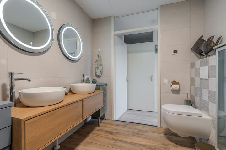 Photo 40 of Burg v Roijenstr Oost 4