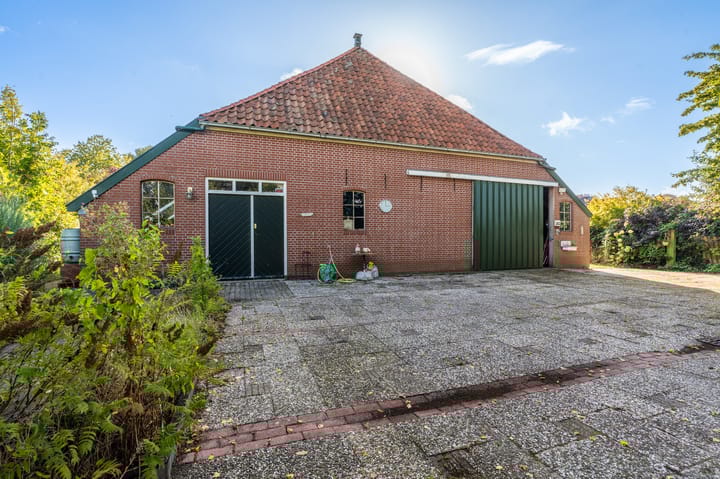 Photo 36 of Hoofdweg 82