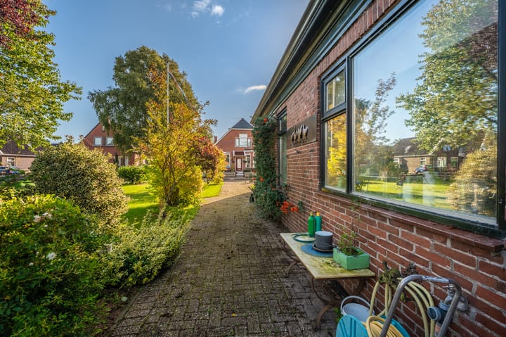 Photo 39 of Hoofdweg 82