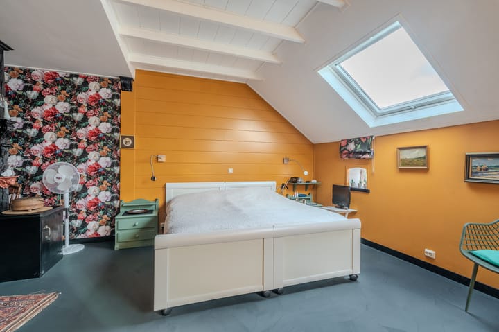 Photo 65 of Hoofdweg 82