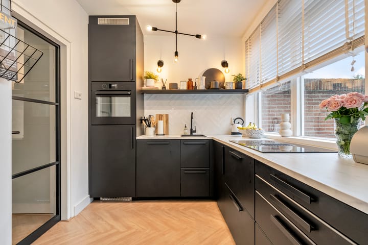 Photo 9 of Bleekstraat 18