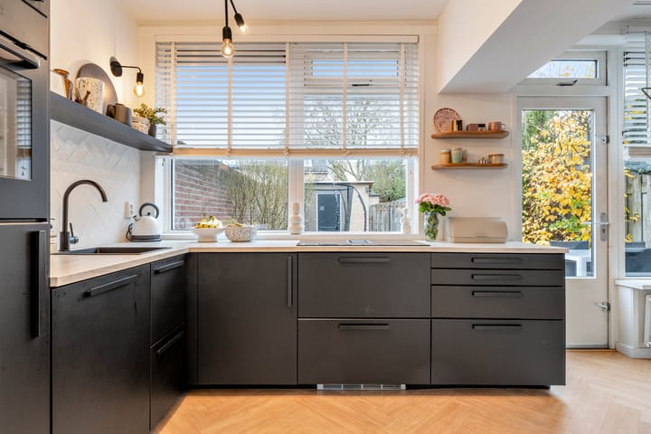 Photo 10 of Bleekstraat 18