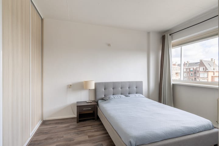 Photo 16 of Stadhoudersplein 65