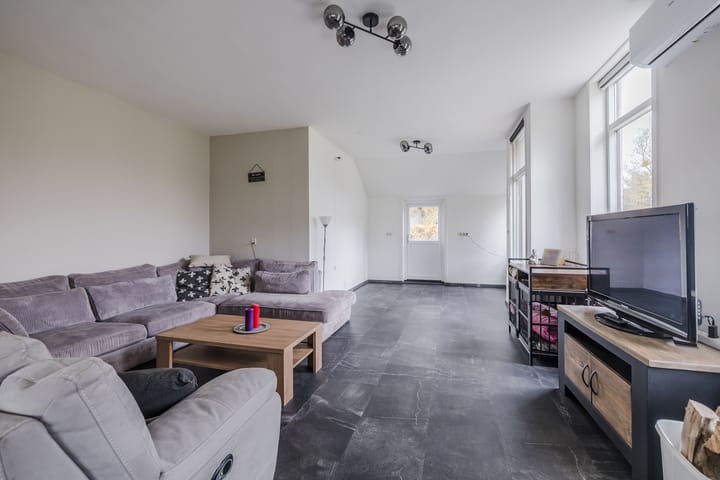 Foto 11 van Stobbenweg 4