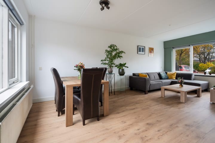 Foto 13 van Paardebloemweide 1