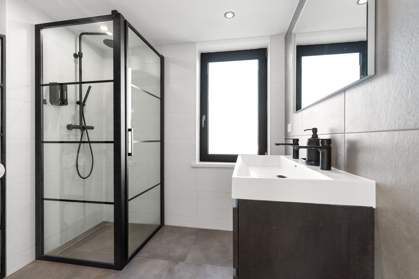 Foto 4 van Willemstraat 42-A9